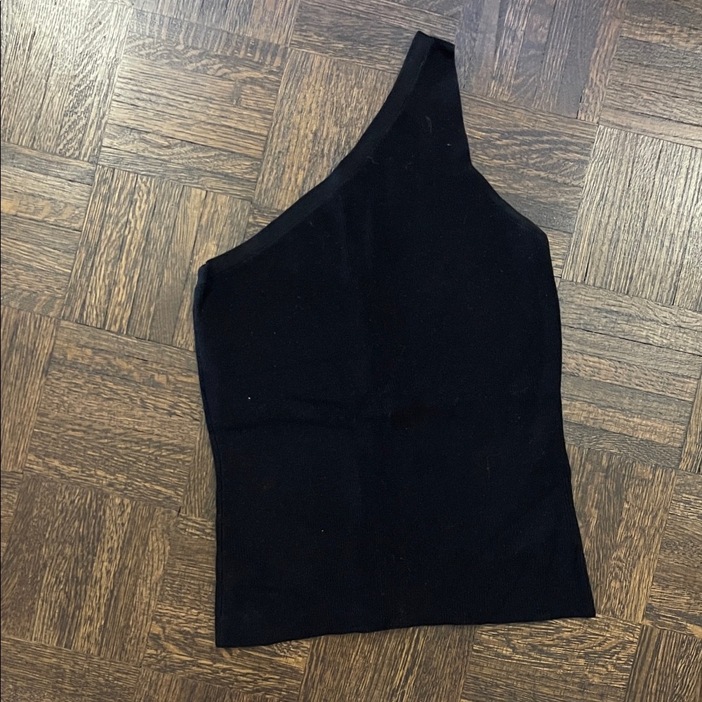 Wilfred One-Shoulder Black Tank Top